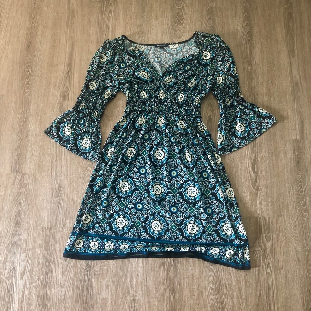 Women’s dress